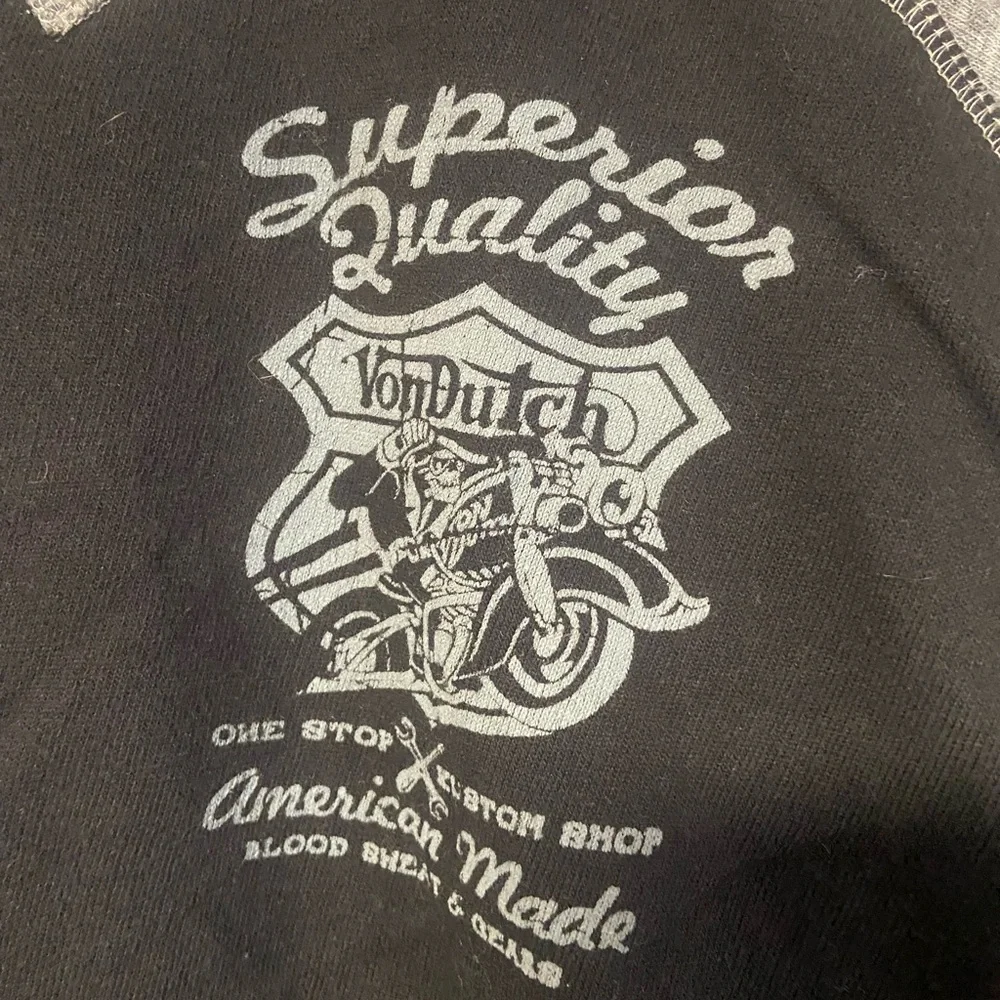 Von Dutch Black & Heather Gray Raglan Crewneck Sweatshirt Medium